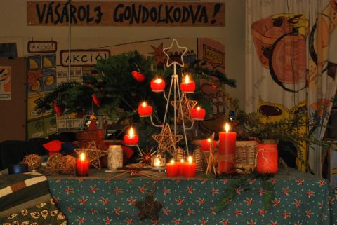 karacsonyi oktatoterem