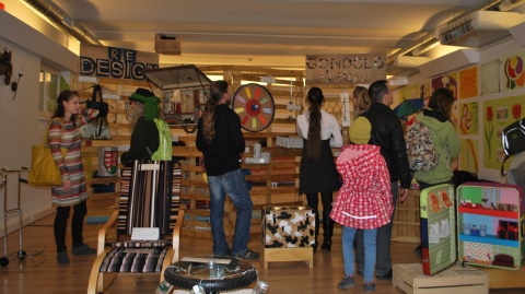 Re-design, gondold újra! Re-design, gondold újra!