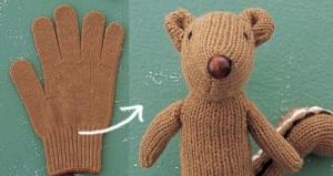 Mackó kesztyűből Mackó kesztyűből